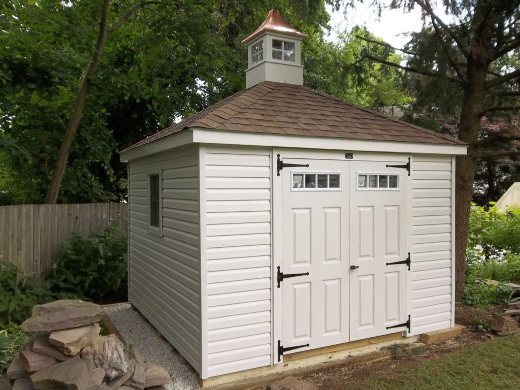 Garden Hip Roof