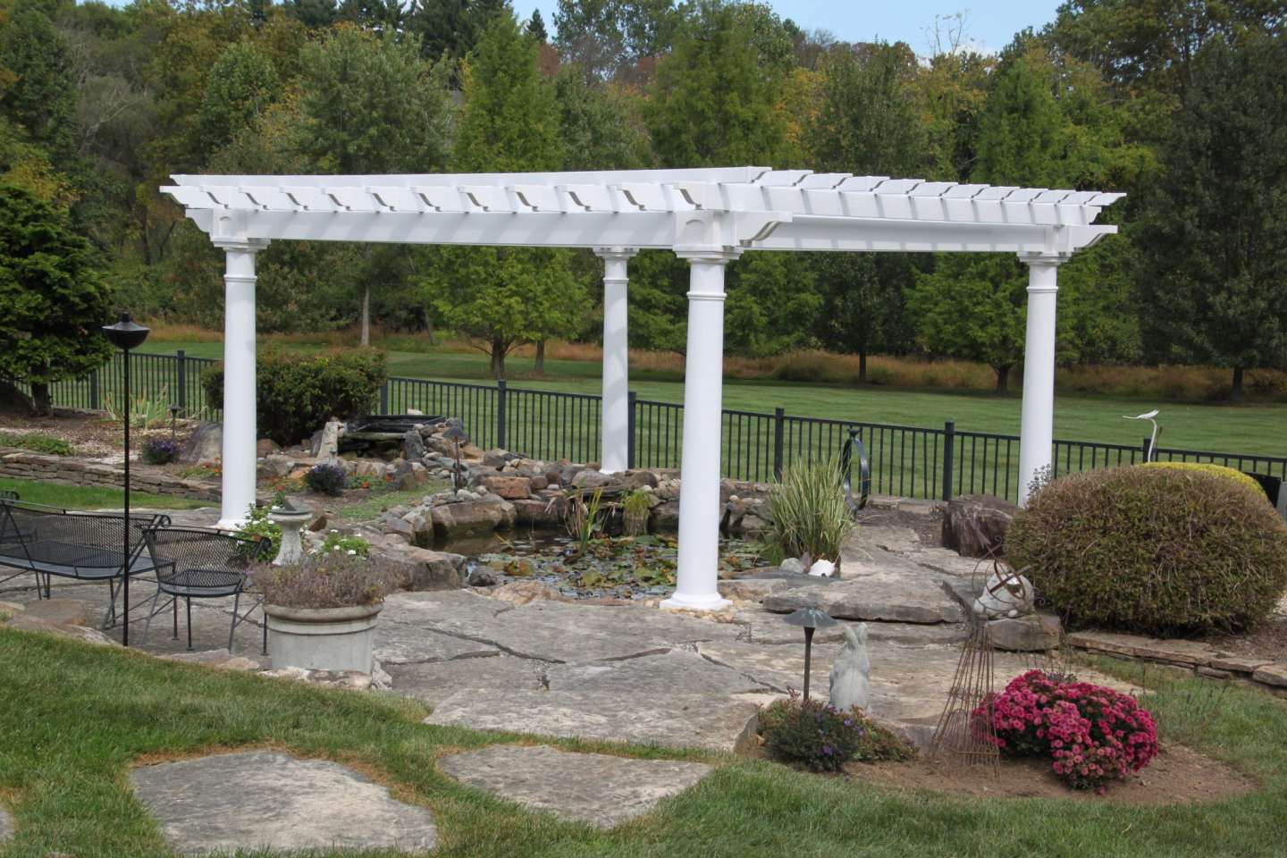 16x16 Vinyl Artisan Pergola 1