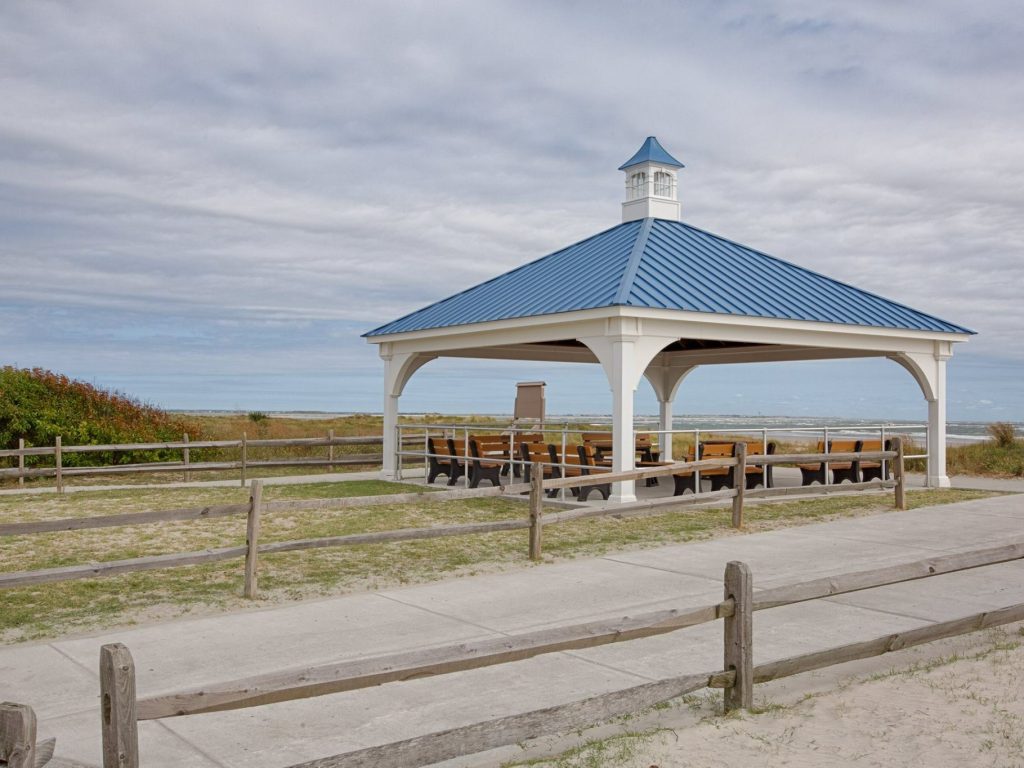 24x24 Grand Estate Pavilion with Cupola