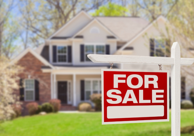 How to Stage Your Home’s Exterior to Sell