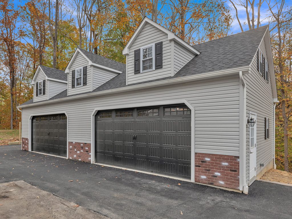 2 Story Carriage Style Garage – Brandywine, MD